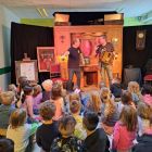 'De Kast van de Poppenkoning' - Theater Ja-ja