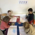 Dozen groot en klein, spelen met dozen is fijn