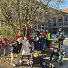 2B: paasversiering uit onze schooltuin